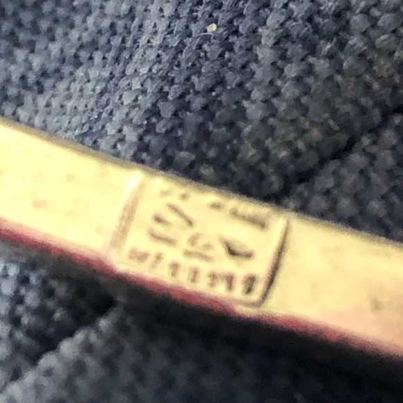 Mexican Sterling Silver Cuff Bracelet- 743 $50 or $45 w/offer - Picture 2 of 5